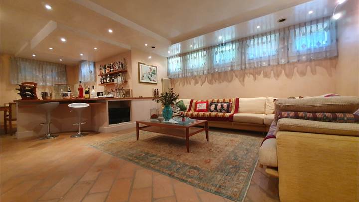 Conselve (PD) - Lussuosa villa singola con piscina