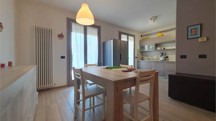 Selvazzano Dentro (PD) - Bicamere con giardino 