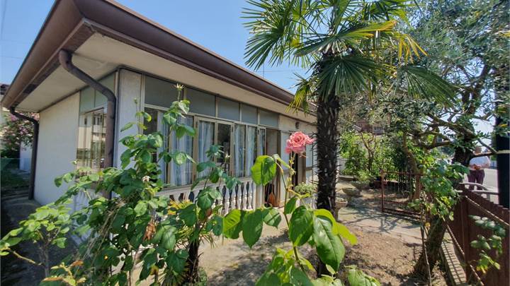 Bovolenta (PD) - Casa singola tutta su un piano