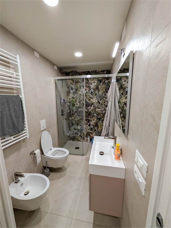 bagno cieco con doccia